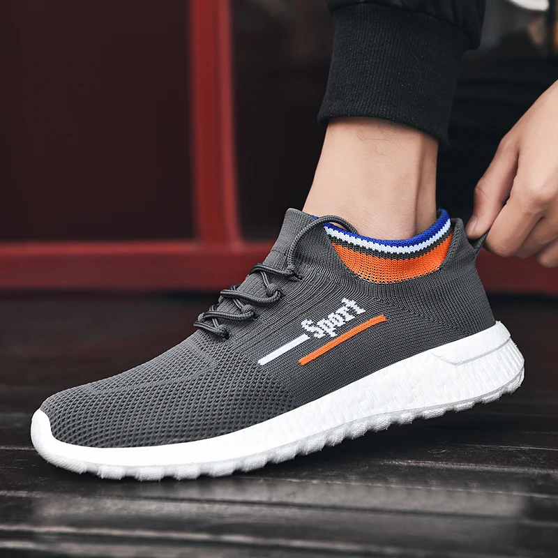 

Кроссовки-носки для мужчин и женщин, летняя дышащая светильник спортивная обувь для ходьбы, повседневные кроссовки-носки на шнуровке на пло...