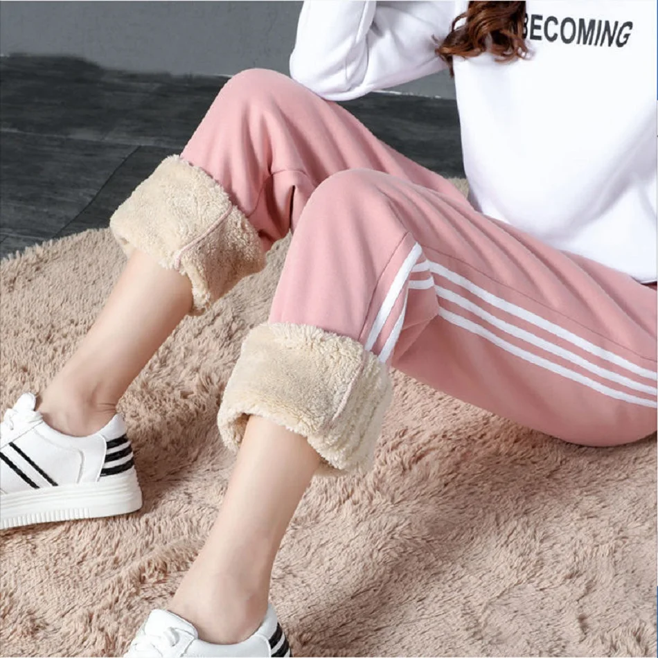 

TYJTJY Fashion Pants Women 2021 Winter New Plus Velvet Thickening Imitation Lamb Velvet Pants Female Wild Harem Sports Pants
