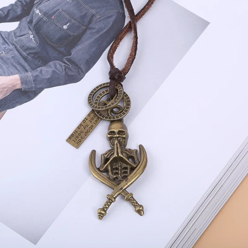 

2021 New Hip-hop Punk Rock Fashion Retro Necklace Skull Cowhide Necklace Fashion Long Sweater Chain Unisex Trendy Gothic