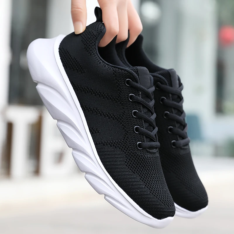 Женские спортивные кроссовки дышащие сетчатые женские на шнуровке Нескользящие