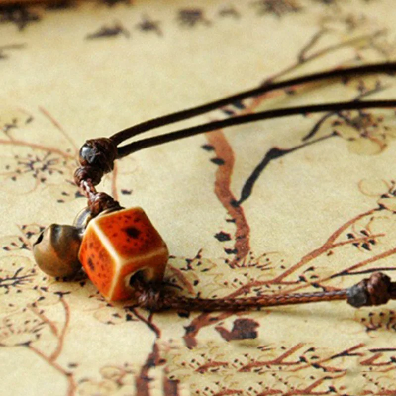 

Оптовая продажа, богемные ювелирные изделия, новые женские регулируемые керамические Ретро небольшие веревочные браслеты с колокольчиком ...