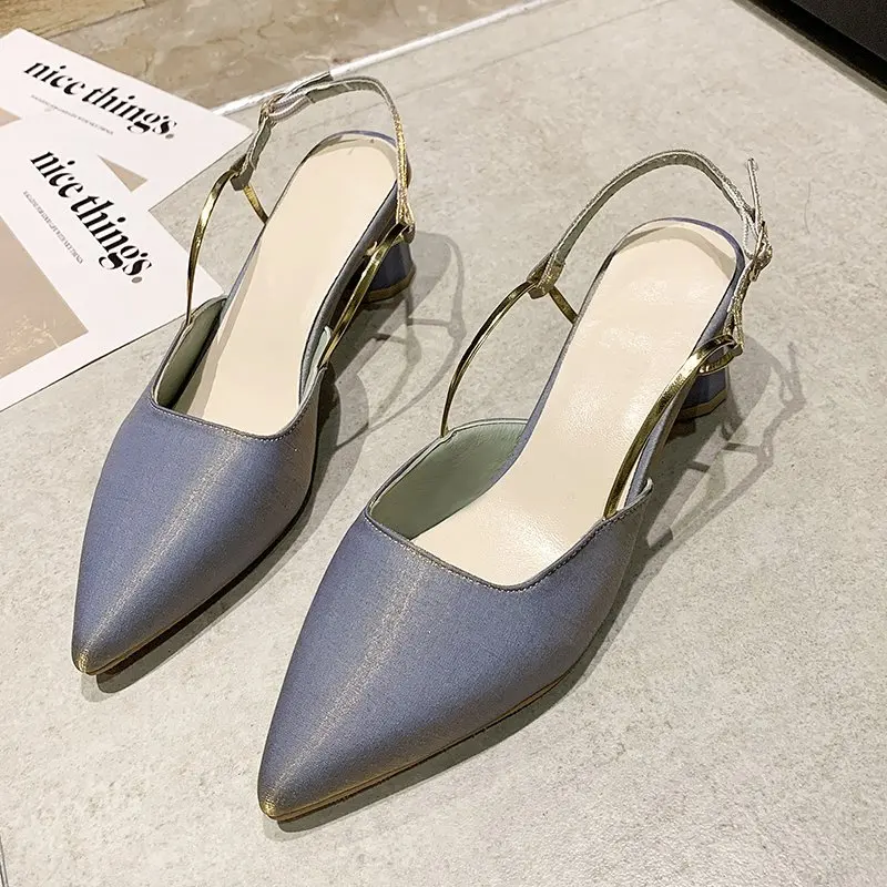 

French retro pointed sandals 2021 new female ins tide spring and summer wild fairy style casual mid-heeled shoes