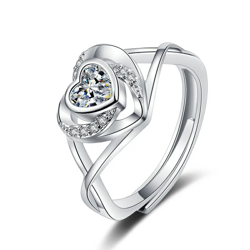 

Женское кольцо из серебра 925 пробы, с фианитом