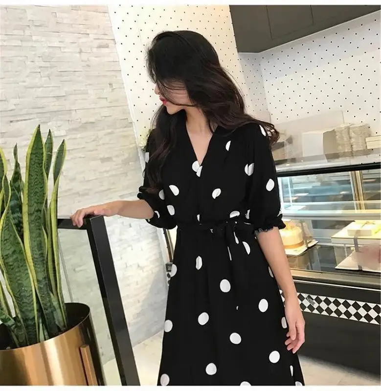 Платье женское длинное черное приталенное Элегантное маленькое кружевное