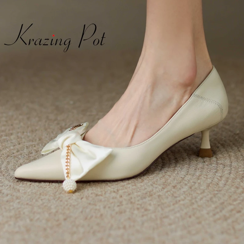 

Женские туфли-лодочки из натуральной кожи, с острым носком, на высоком каблуке