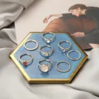 Модные трендовые металлические золотые кольца в стиле ретро для женщин, ювелирные изделия с синим цирконием, подарочное соединительное кольцо, Свадебная вечеринка в европейском и американском стиле, 2021