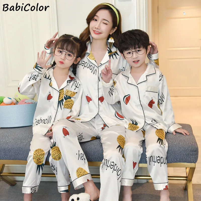 

BabiColor/семейный пижамный комплект, новые шелковые пижамы для женщин, пижамы для родителей и детей, Семейные комплекты, мужские пижамы