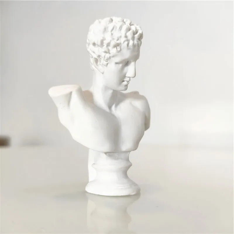 Скульптура греческого героя статуя имитация гипсовой смолы эскиз тренировочная