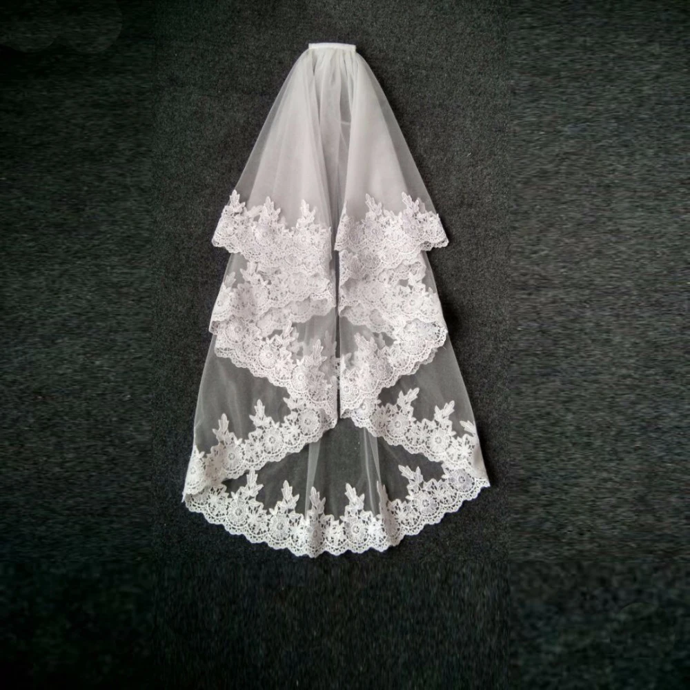 

Elegant White/Ivory Lace Bridal Wedding Veils Two Layers With Comb Wedding Veil Lace Edge