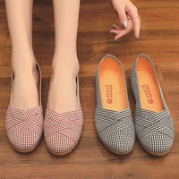 2021 new womens shoes middle aged and elderly mothers cloth shoes loose and comfortable non slip womens single shoes