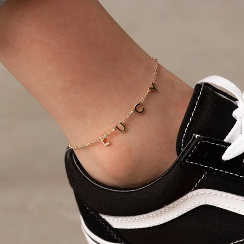 

AurolaCo Custom Name Anklet Personality Chain Anklet Stainless Steel Custom Nameplate Anklet for Women Jewelry Gift