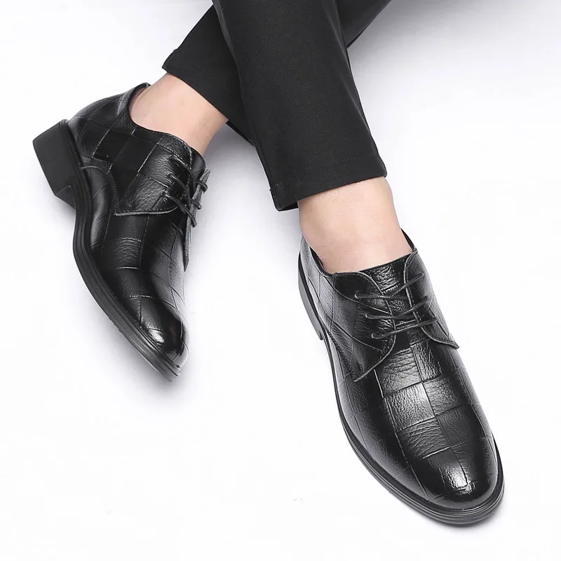 

Мужские туфли-Броги из дышащей кожи, с острым носком, Классические деловые туфли, оксфорды, роскошные свадебные туфли, новинка 2020