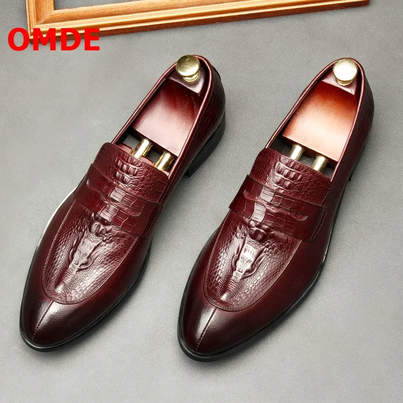 

OMDE Luxury Alligator Pattern Cow Leather Mens Shoes Italy Style Genuine Leather Loafers Men Business Dress Shoes Wedding Shoes