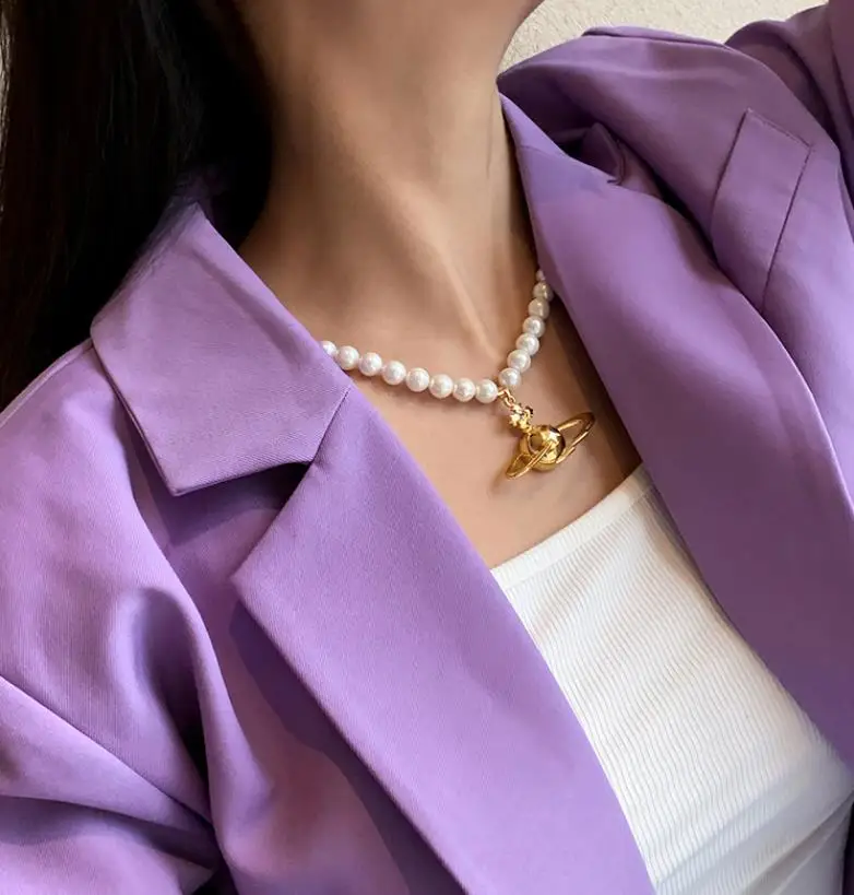 

HANGZHI 2021 Trendy Retro Punk Reshinestone Planet Pendant Pearl Necklace Gold Silver Color for Women Girls Party Jewelry Gifts