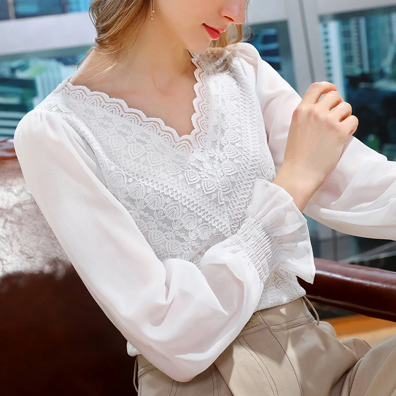 

Chiffon shirt women's long sleeve 2021 spring new women's splicing Lantern Sleeve foreign style shirt temperament V-neck top