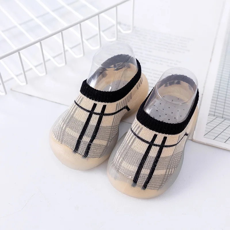 

Wecute Baby Cartoon Anti-skid Floor Socks Spring Autumn Leopard Print Kids Rubber Sole Shoes Baby Toddler Fashion Sock Shoes