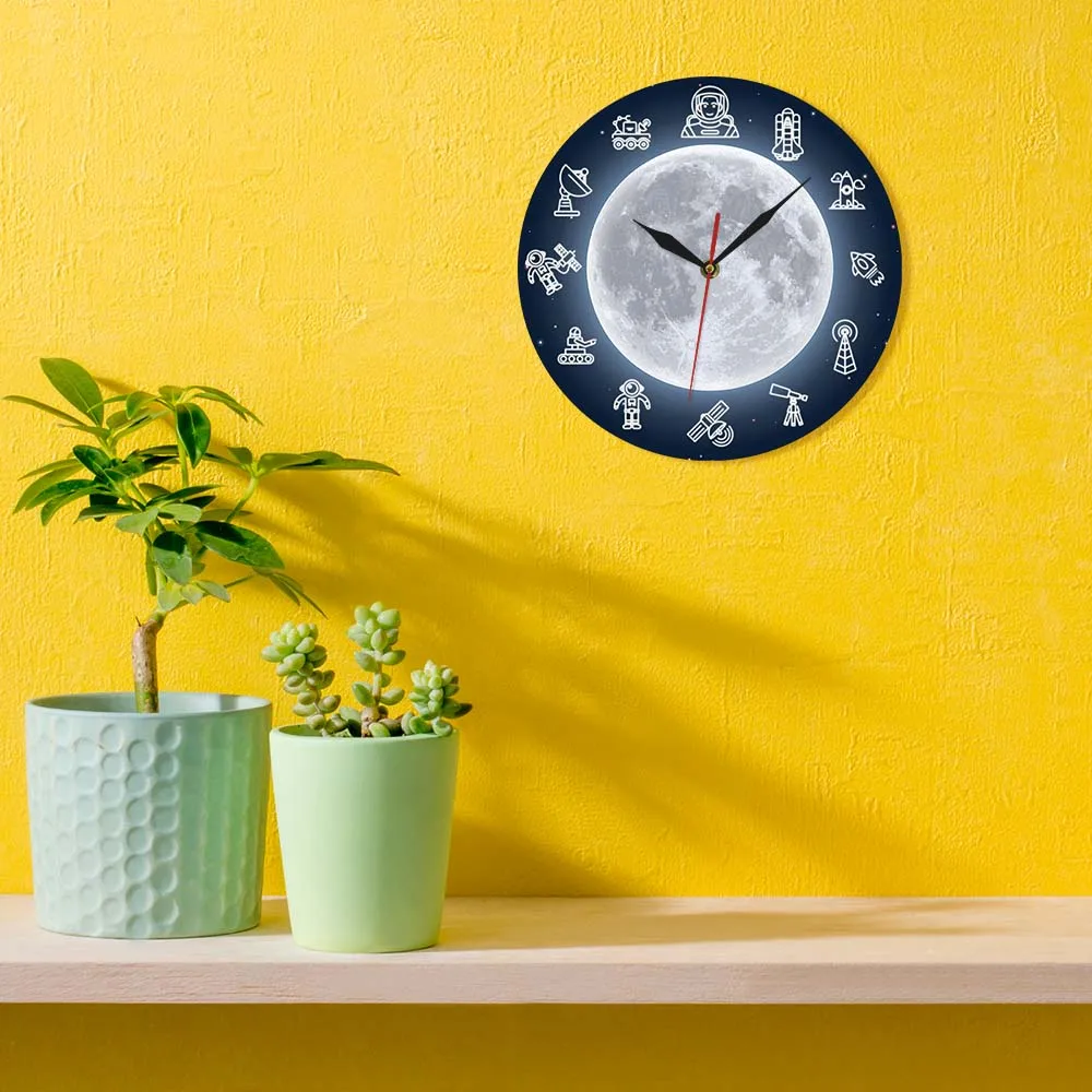 Space Travel Moon Wall Art Modern Clock Outer Astronaut Round Time Watch Science Surreal Galaxy Decor | Дом и сад