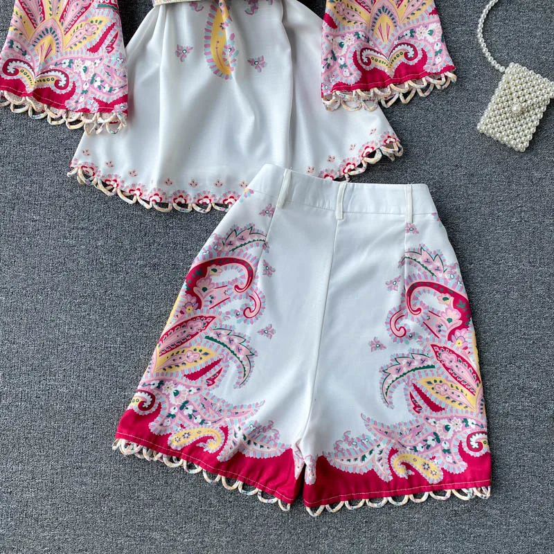 

2021 Autumn Sexy Holiday Vintage Print Long Sleeve Blouse and High Waist Shorts Fashion Women Sets Vocation Fall 2021 with Sash