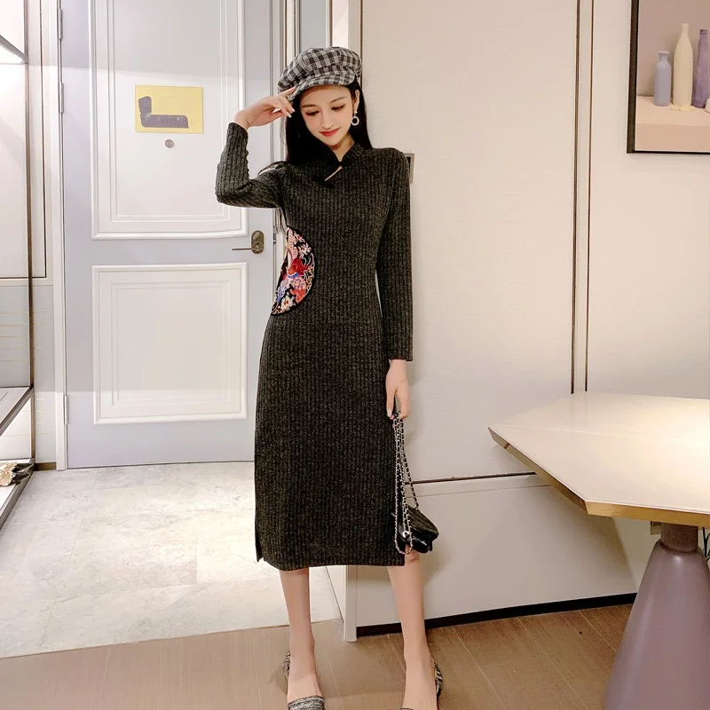 Для девушек элегантное платье Чонсам с вышивкой Разделение длинное Ципао 2020