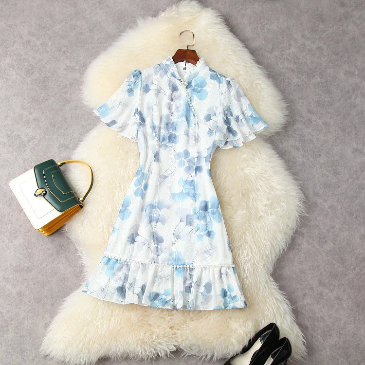 

Европа и Соединенные Штаты, Женская одежда новые летние 2021 короткий рукав с расклешенными рукавами стенд воротник, ногти, бусы, платье с принтом