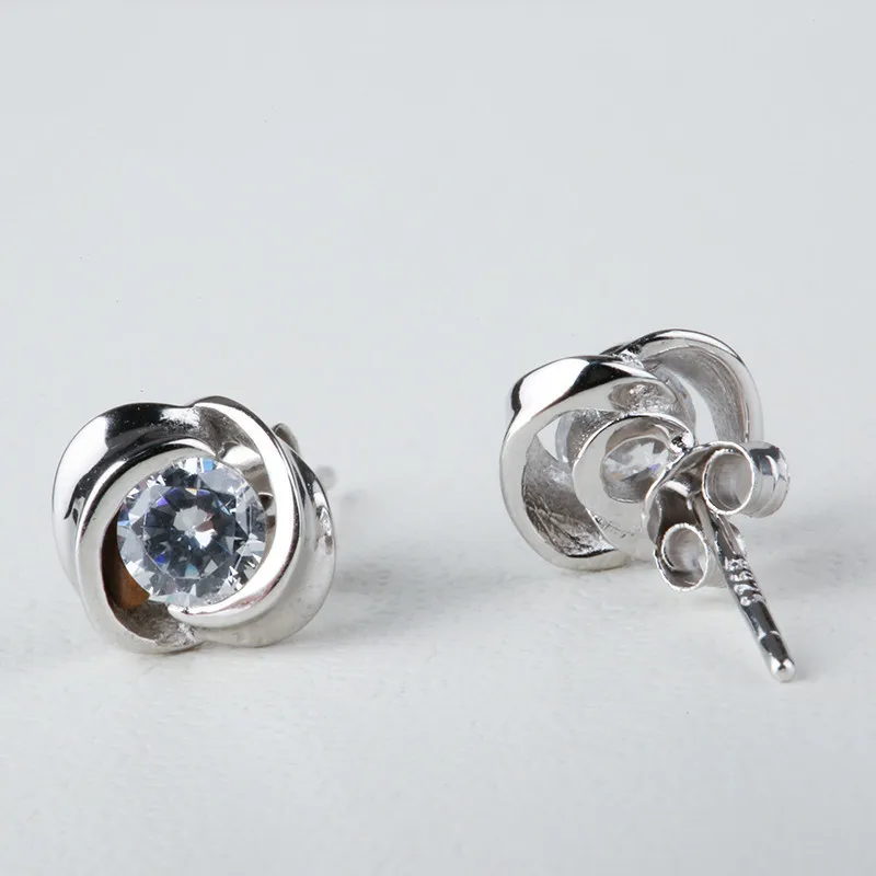 

20221 new popular geometric fashion 925 silver earrings for ladies romantic rose flower European and American banquet flower jew
