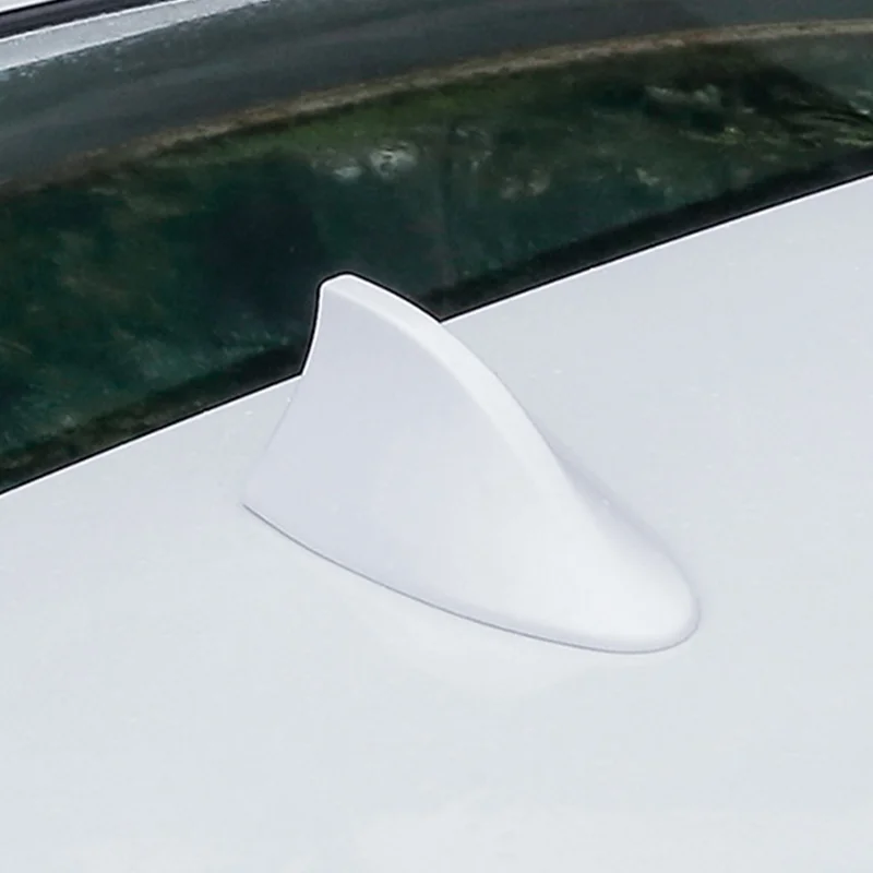 

Universal Car Shark Antenna Auto Exterior Roof Shark Fin Antenna FM/AM Signal Protective Aerial Car Styling For Ford BMW Hyundai