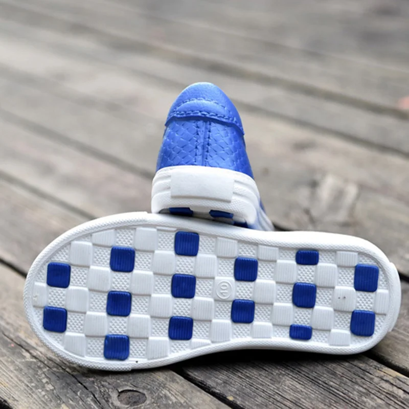 Мужские уличные сандалии удобная садовая пляжная обувь с отверстиями новые