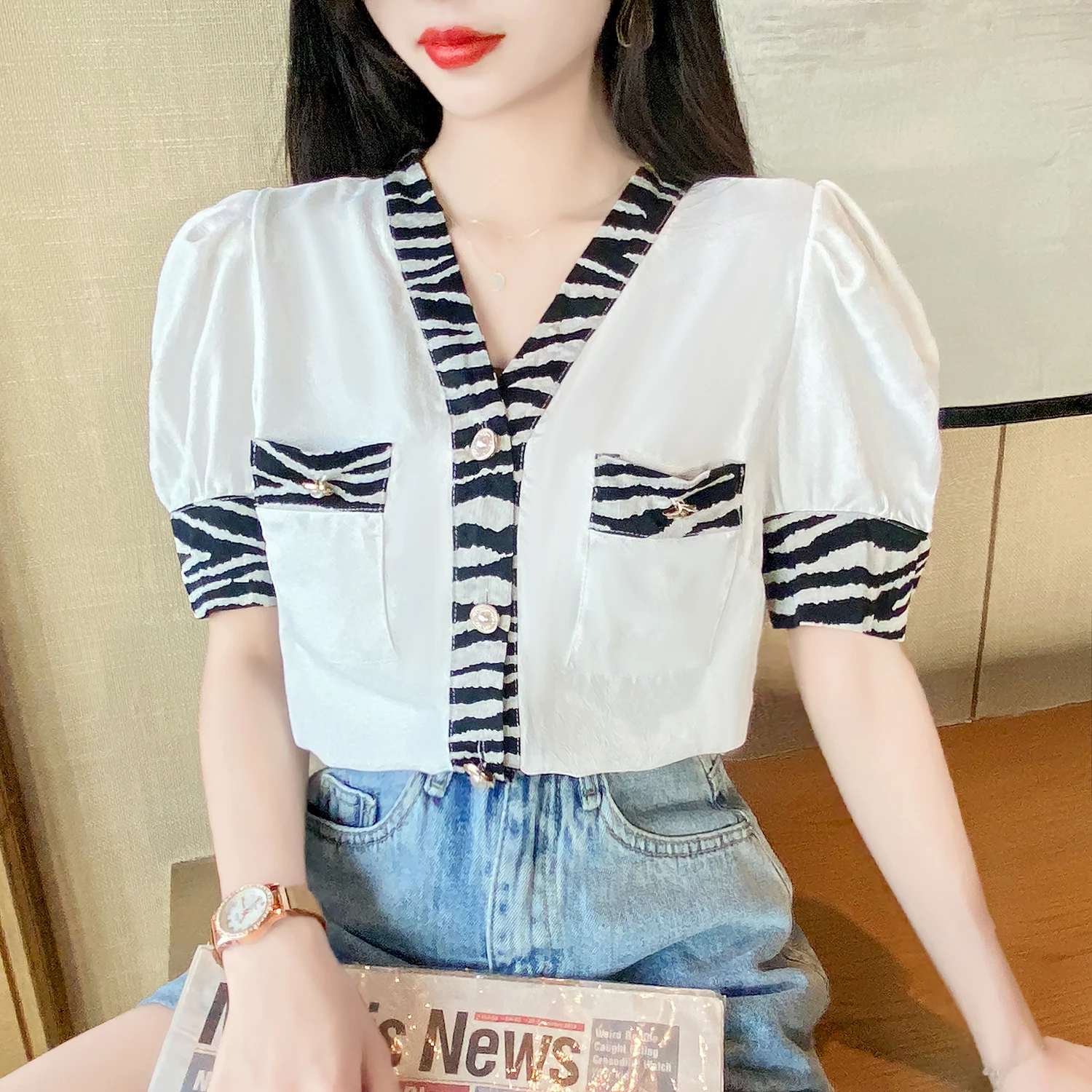 

Summer Women's Blouses Fashion Tops Casual Shirts Chiffon Blusas Splicing Printing V-neck Short Sleeve Korean New