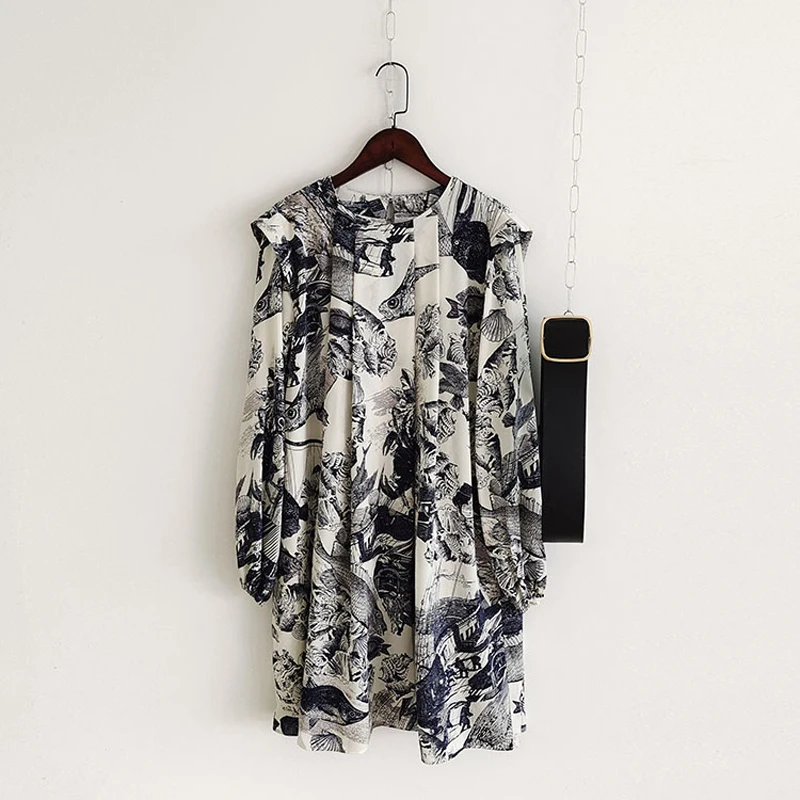 

2021 spring autumn women portrait pattern printed individualistic dresses long-sleeve women straight loose dress with belt