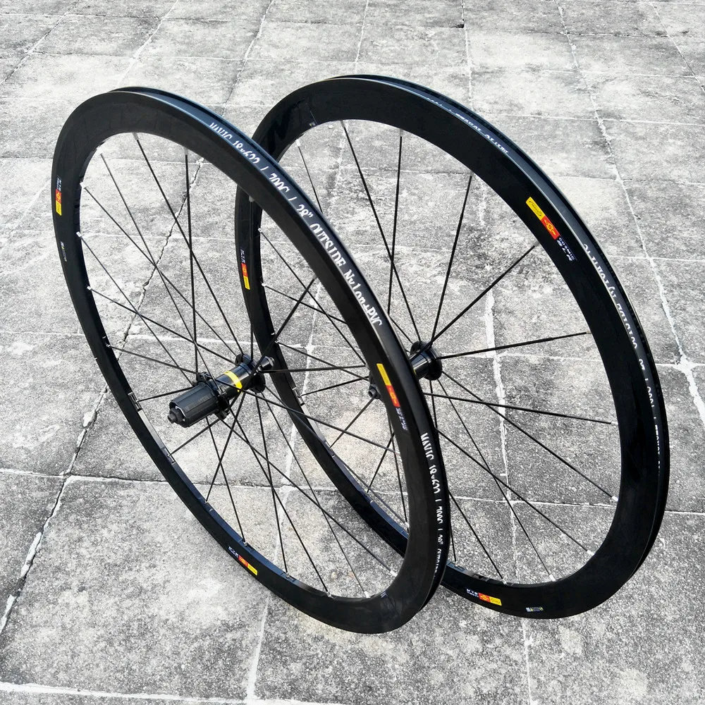 Billig Black Label Original 700C 40mm Legierung Rim V Bremsscheibe 7 8 9 10 11 Geschwindigkeit Cosmic Elite Bike Räder BMX Straße Fahrrad Laufradsatz