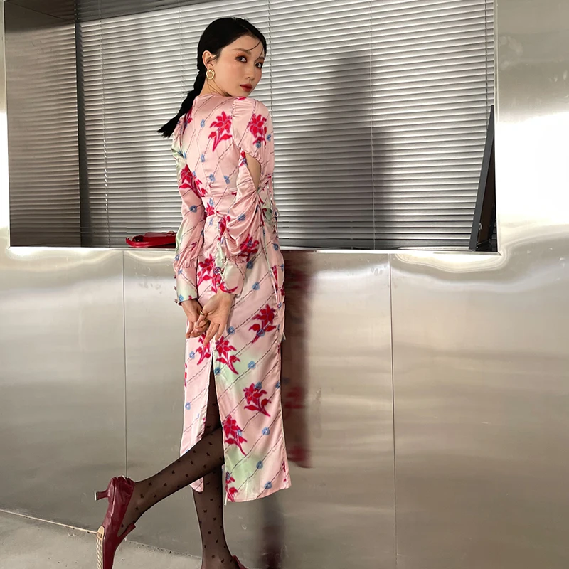 

XIZIHUPAN Print Vintage Dress For Women Square Collar Long Sleeve Ruched Hollow Out Lace Up Midi Dresses Female Spring Tide 2021