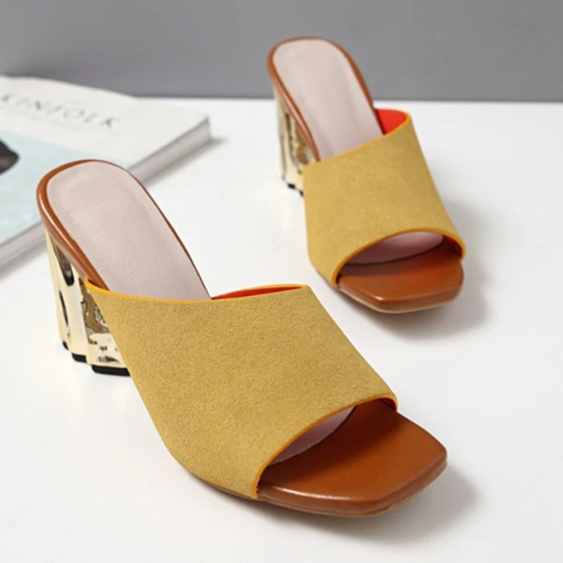 Billig REAVE KATZE 2020 Sommer Neuheit Frau Im Freien Hausschuhe Peep Toe 8cm Glänzende Seltsame Heels Plus Größe 33-43 Casual Party A2921