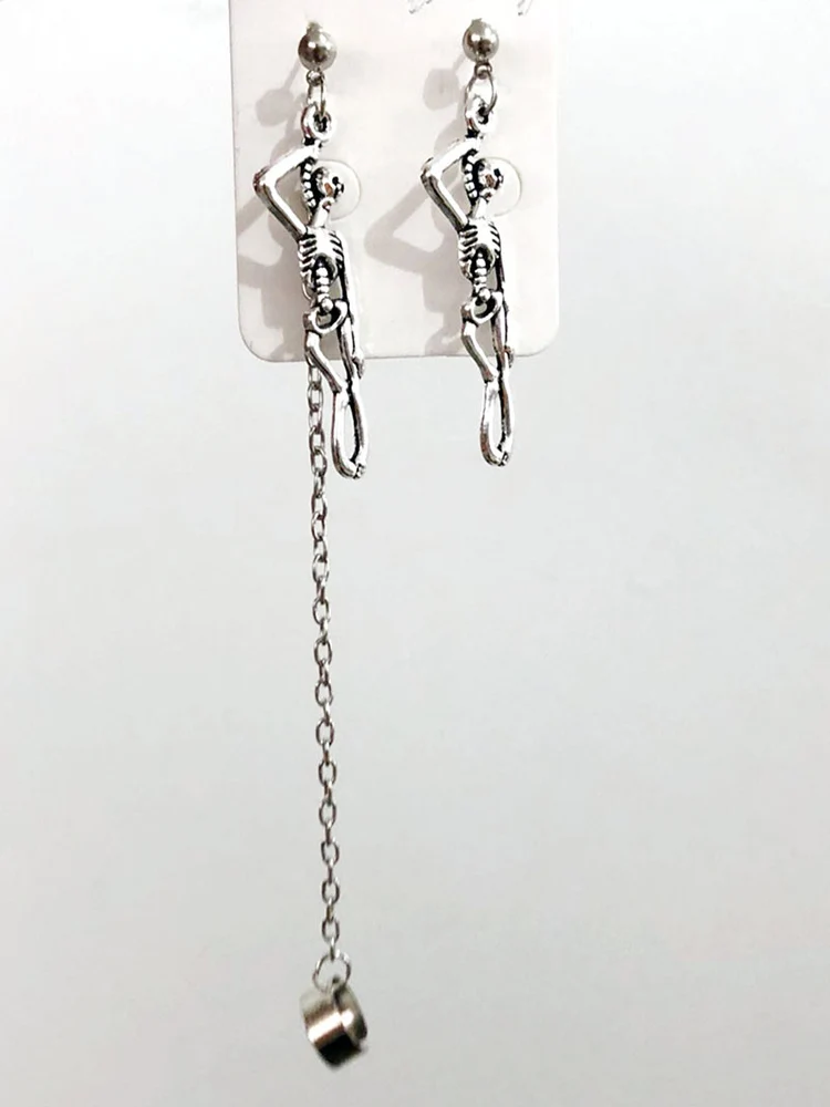 

New Punk Skull Dangle Drop Earrings Vintage Silver Color Skeleton Earrings Halloween Jewelry Creative For Woman Girl Gift