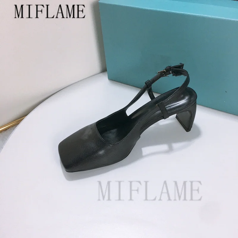 

2021 New Women Genuine Leather Mary Jane Shoes Summer Square Toe Casual Bare Heel Sandals Fairy Party Pumps Ladies Designer Shoe