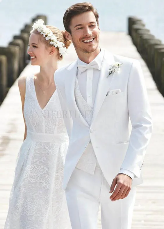 

ANNIEBRITNEY White Wedding Suits 2019 for Men Custom Slim Groom Tuxedo Set Formal Evening Party Dresses Male Blazer Pants Vest