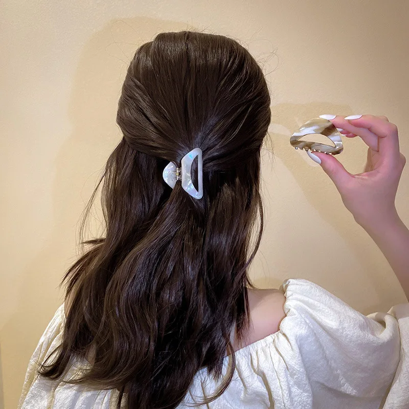 

LOVOACC Korean Printed Geometric Hair Claws Smooth Cover Resin Acrylic Hair Clamp Minimalist Headwear for Hair Ponytail Women