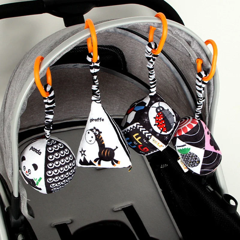 

High Contrast Shapes Set Baby Toys Black White Stroller Hanging Toys Pleasant Wind Bell Soothing Newborn Emotion Kid Classic Toy