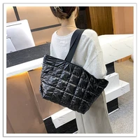high capacity winter big tote padded handbags designer women shoulder bags 2021 luxury fashion large down cotton purses tote bag