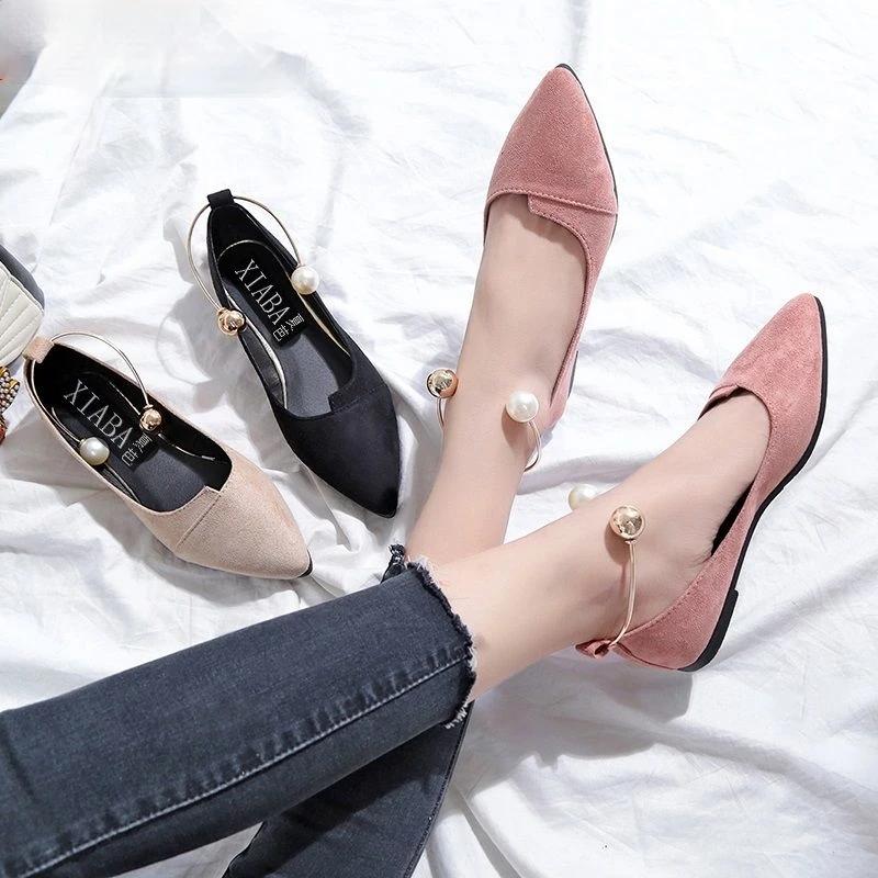 

Single shoes female summer 2021 new Korean version of the pointed comfort pearl shallow mouth flat peas shoes women