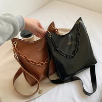 large capacity bags womens bags 2021 autumn and winter solid color shoulder bag retro trendy big bag fashion chain tote bag