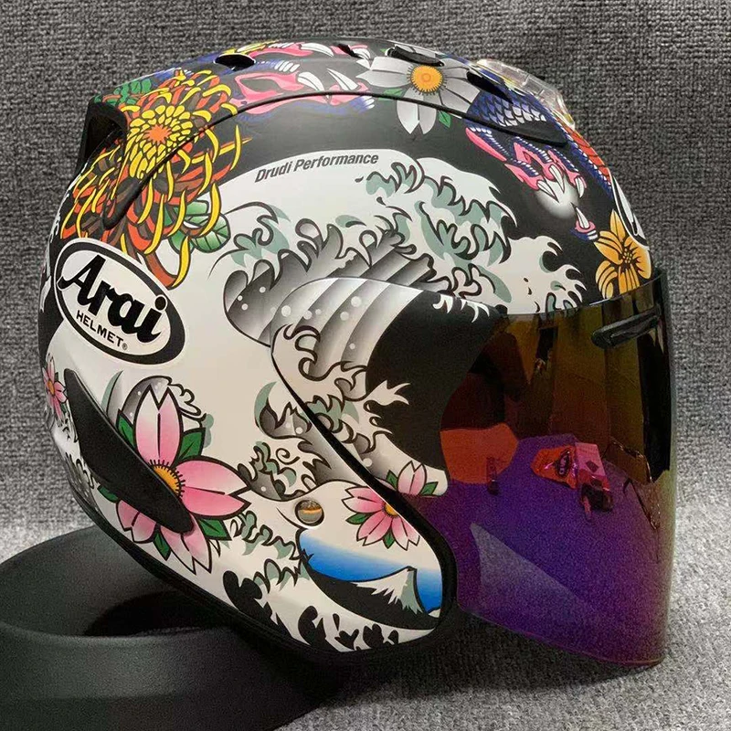 Новое поступление шлем в японском стиле с изображением дракона черного цвета