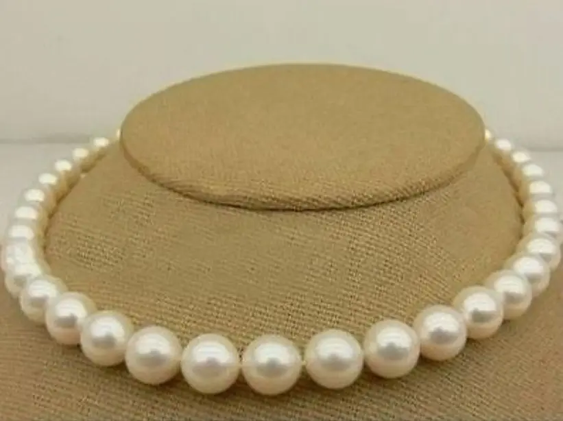 

8-9MM AA+ White Freshwater Cultured Pearl Necklace 17"