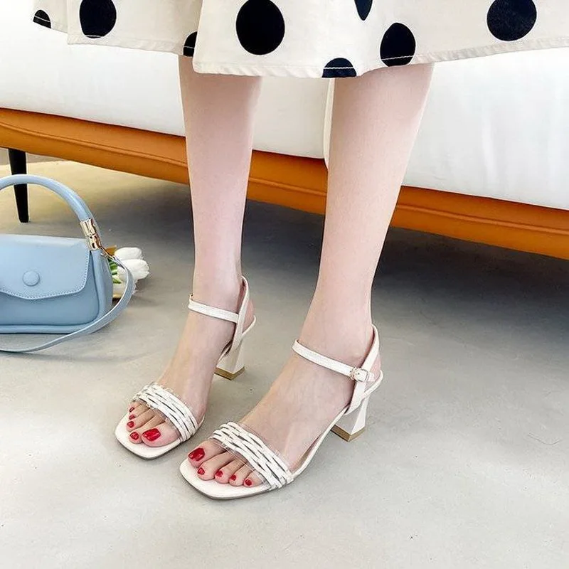 

Женские босоножки на высоком каблуке, летняя обувь, с ремешком на щиколотке и пряжкой, с открытым носком, на толстом каблуке, в Корейском сти...