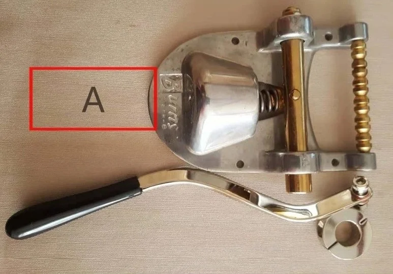 Vibrato/ gretsch tailpiece Gold duo astro sparkle jet corvette bigsby|Детали и аксессуары для гитар| |