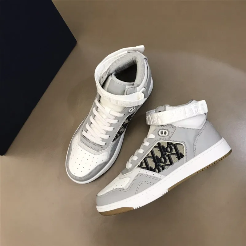 

2021New large size comfortable sports shoes spring and autumn general women's shoes popular couple shoes out running shoes