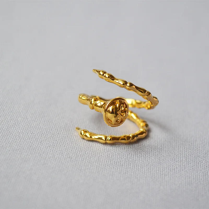 

Hip-hop relief skull claw man and women lovers open ring high-quality metallic luster gold-plated irregular punk fashion ring