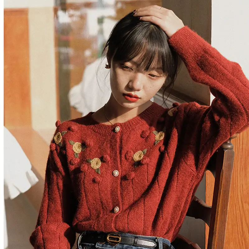 

Трикотажный Женский вязаный кардиган, женский осенне-зимний топ во французском ретро-стиле, свободный трехмерный цветочный Укороченный ка...