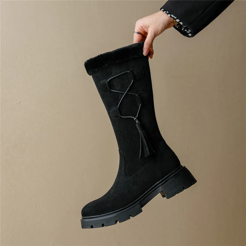 Женские зимние ботинки на меху высокие платформе сохраняющие тепло толстом