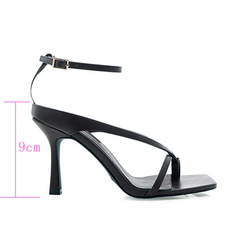 2020 популярные женские босоножки на высоком каблуке Модные туфли с ремешком и