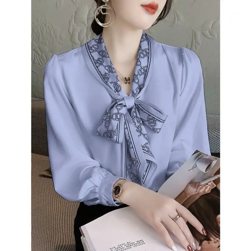 

White shirt with scarves spring 2021 new women's Bow Tie Shirt